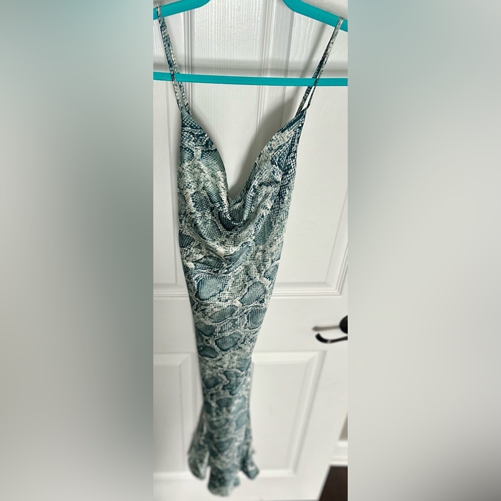 ‼️RARE‼️🎸LOVESTITCH🎸🔥NWT🔥Python Cowl Neck Midi Slip Dress in Green—S - Picture 2 of 14